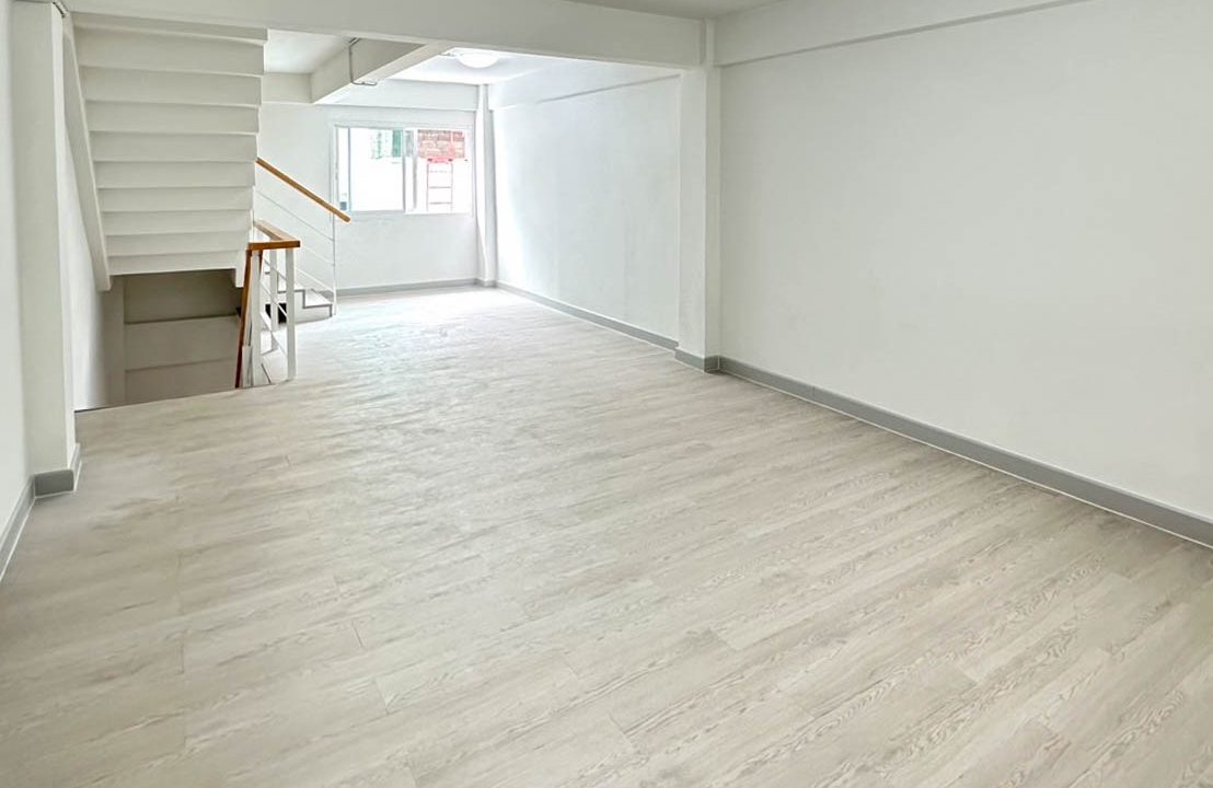 อาคารพาณิชย์ 012