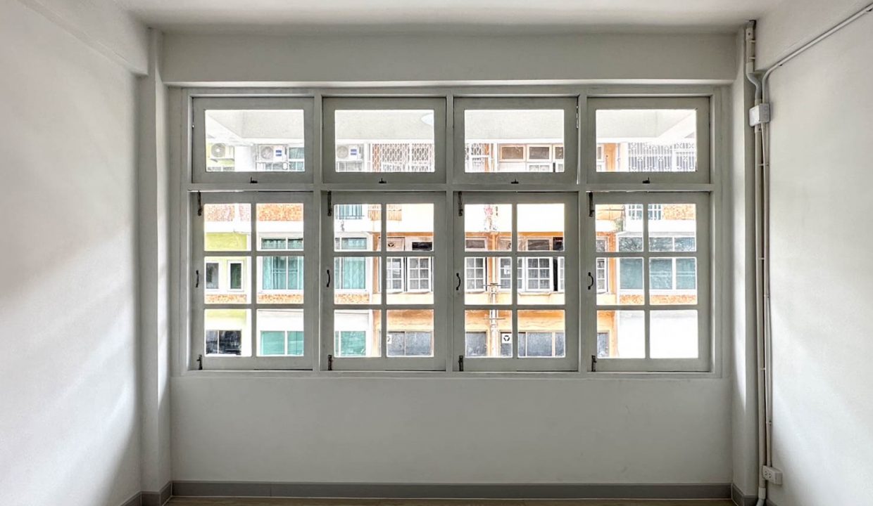 อาคารพาณิชย์ 014