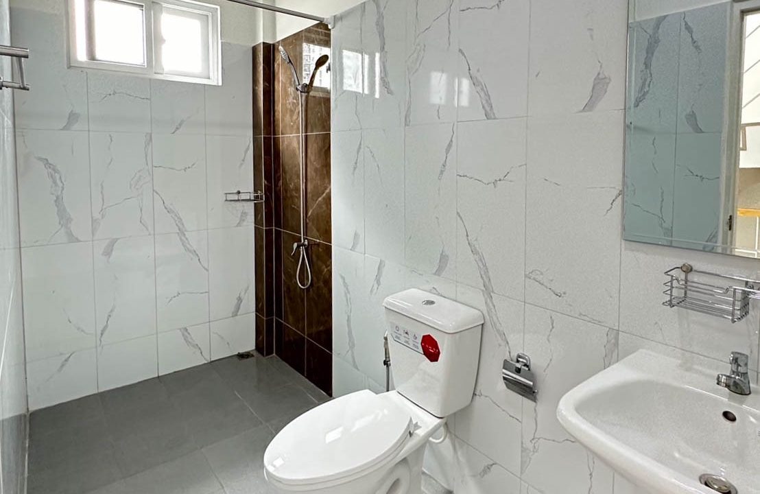 อาคารพาณิชย์ 021