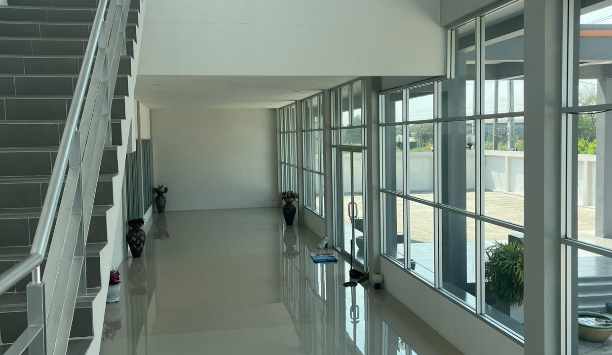 82B458F6-5FB2-47B9-A6A0-ED51D132F98A