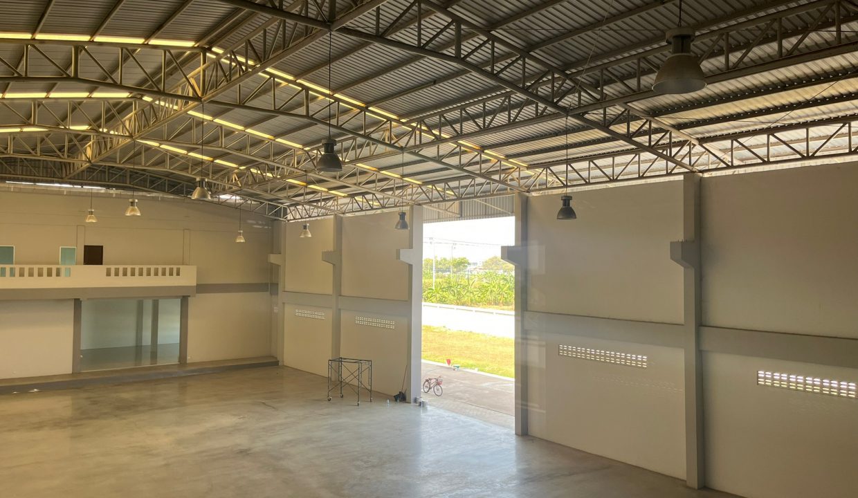 E0483575-D34E-426D-8073-C3AD032EB962